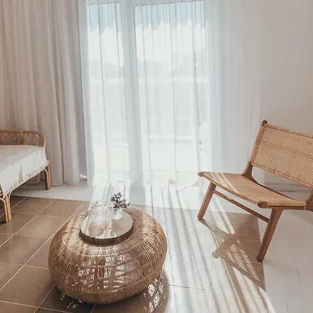 Joy House 4* ساو بيدرو دي مويل