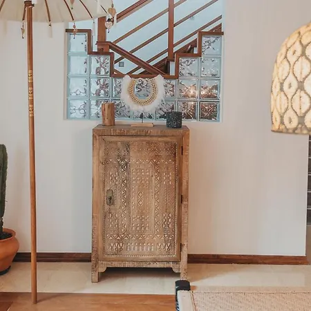 Joy House Oda ve Kahvaltı São Pedro de Muel