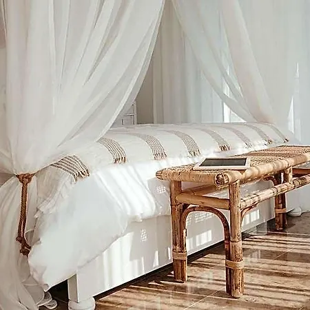 Bed & Breakfast Joy House